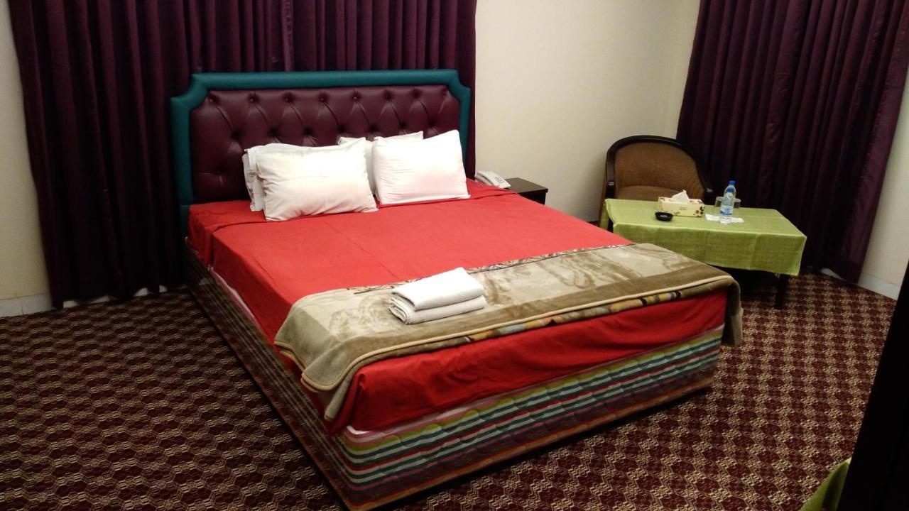 Center Point Apartment Dakka Kültér fotó